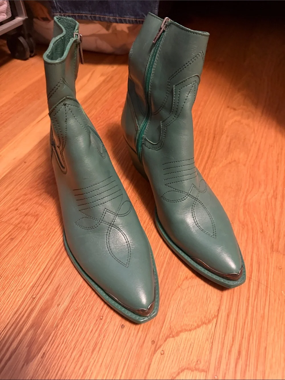 Steve Madden green cowgirl booties